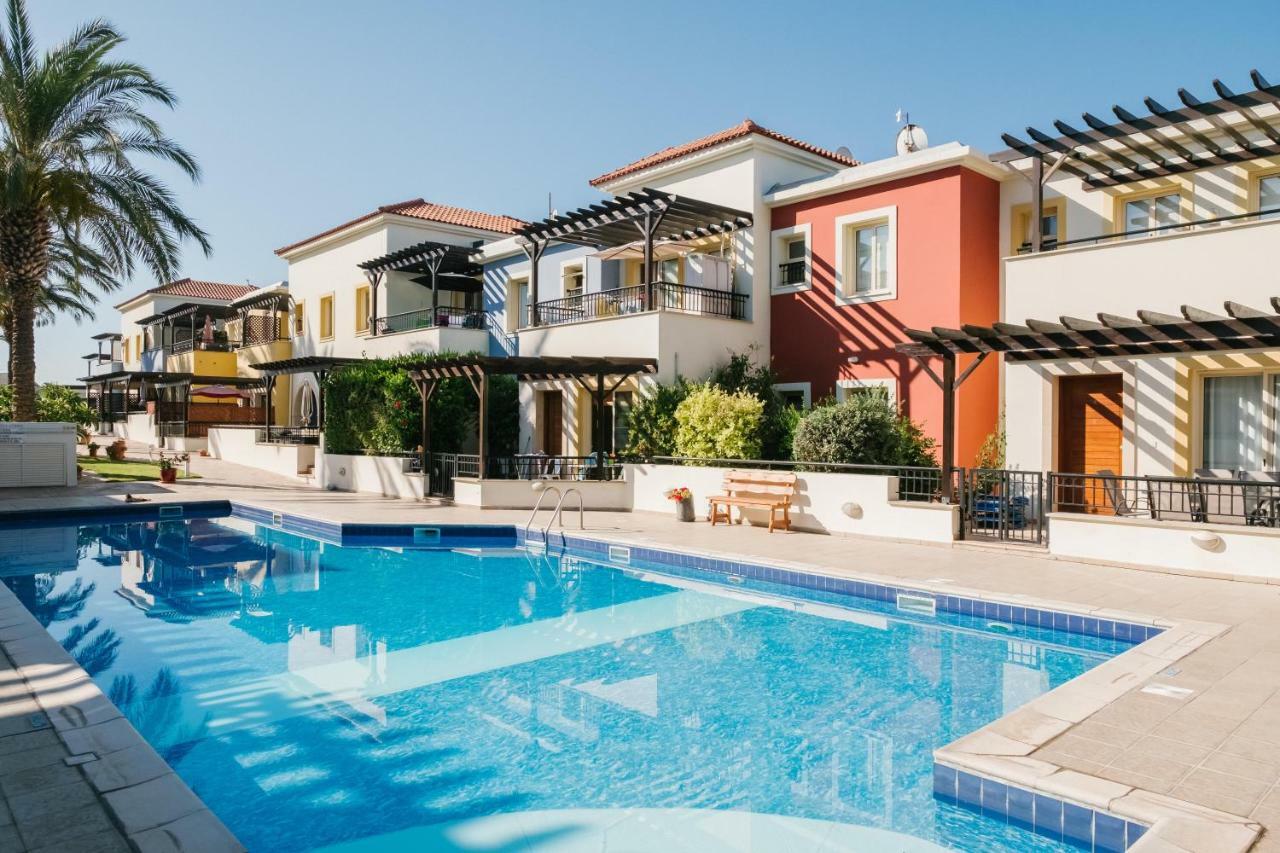 Aphrodite Gardens No.9 Luxury Apt Paphos Exteriér fotografie